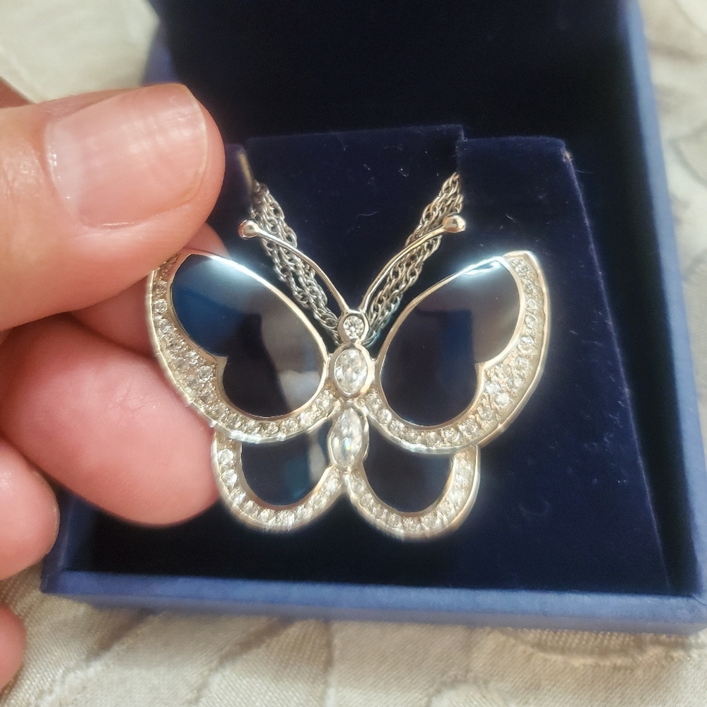 Vintage Italian Silver Butterfly Glass Pendant and Necklace. - Picture 4 of 8